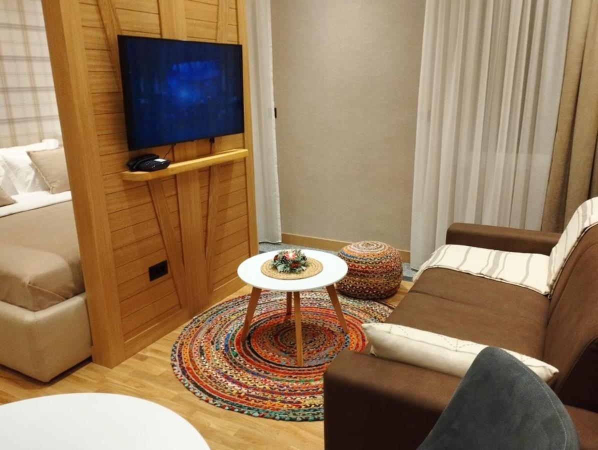 Wild Beauty Apartment-Modern Mountain 2 Kolašin Екстериор снимка